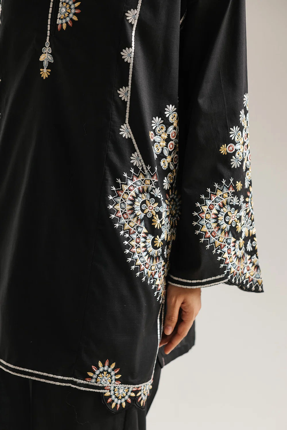 ETHNIC E7820-102-902 2PC