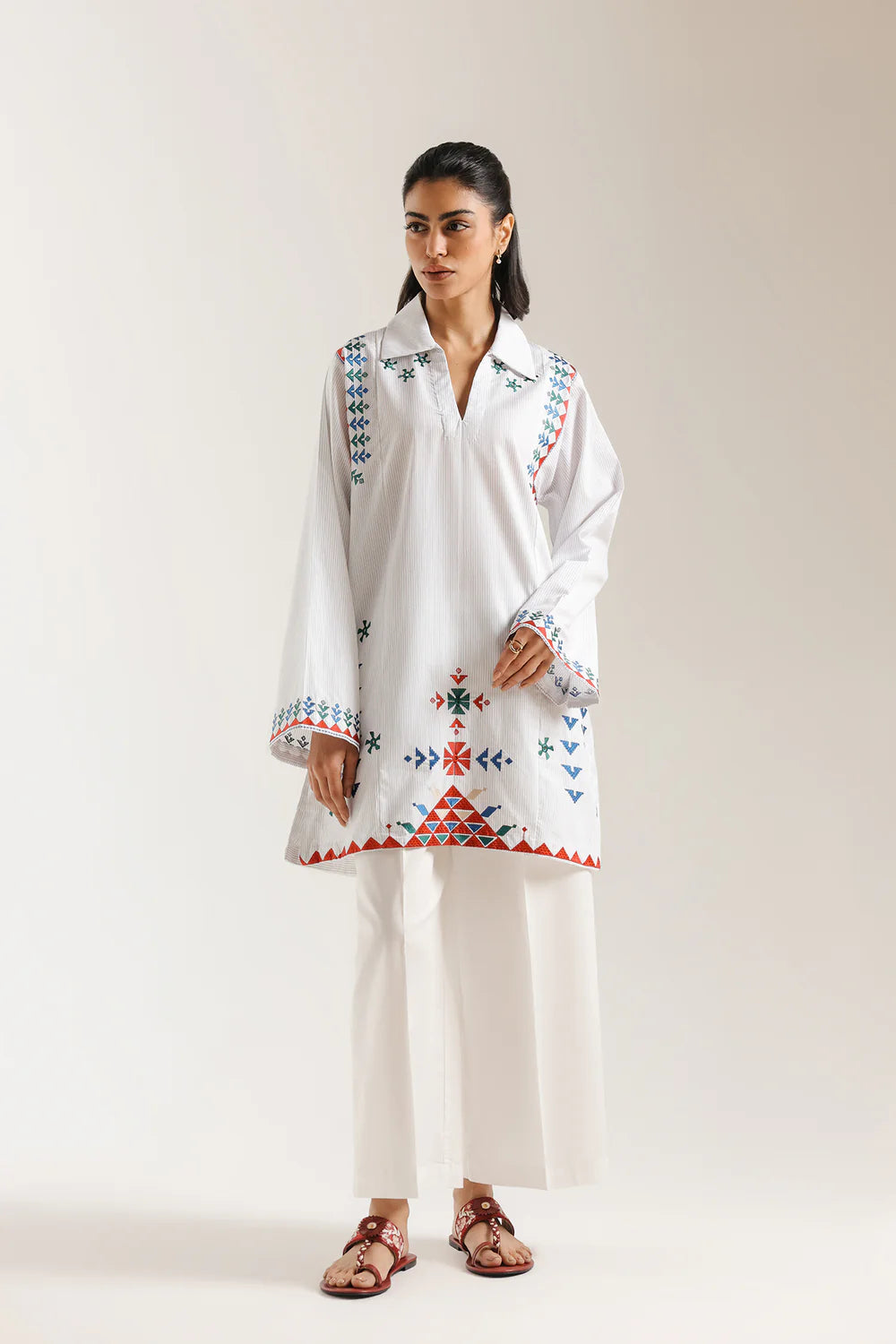 ETHNIC E7951-102-001 1PC