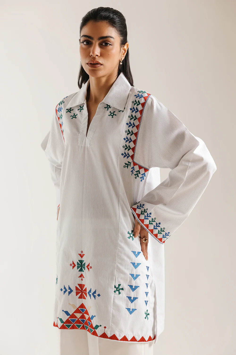 ETHNIC E7951-102-001 1PC