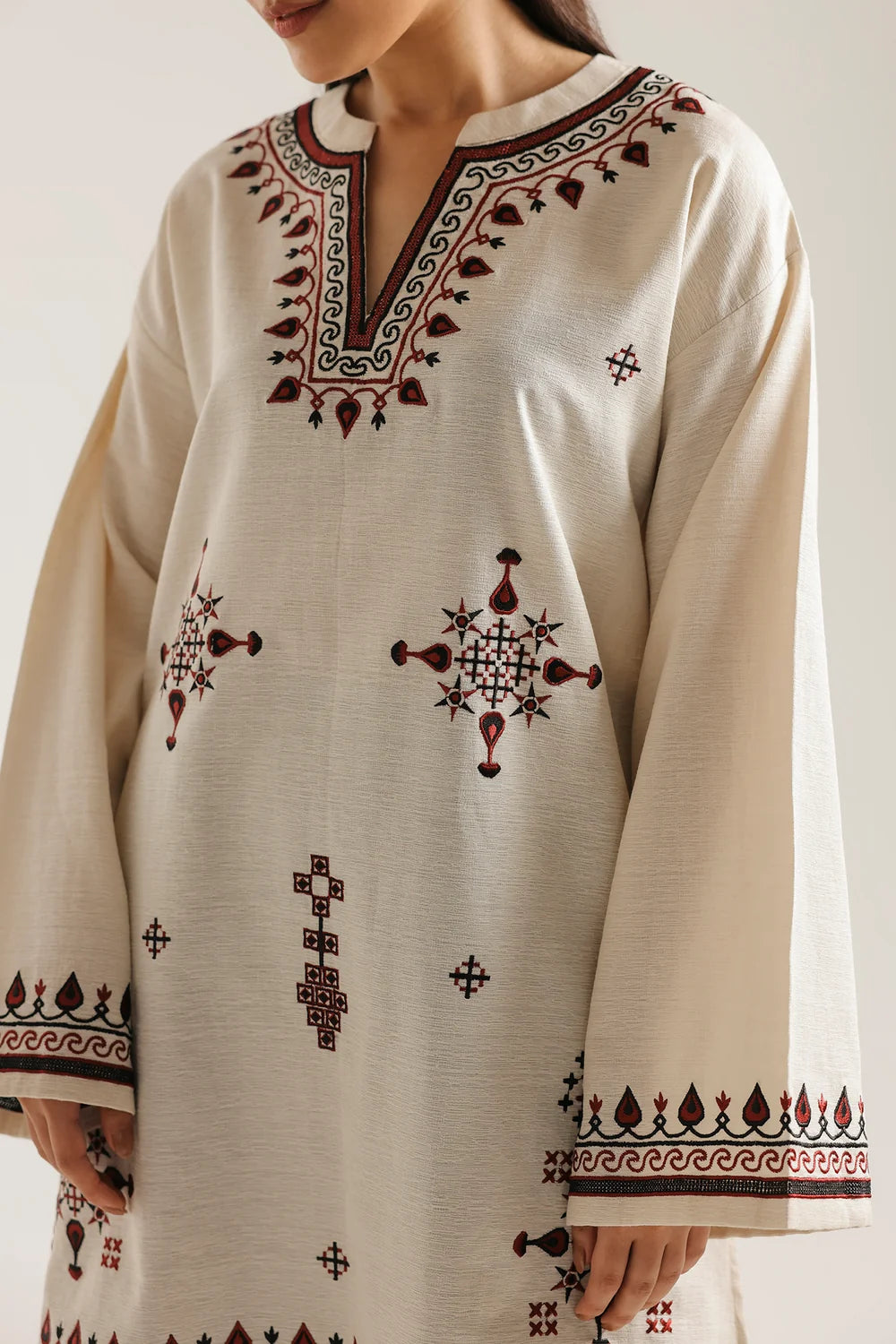 ETHNIC E7979-102-004 1PC