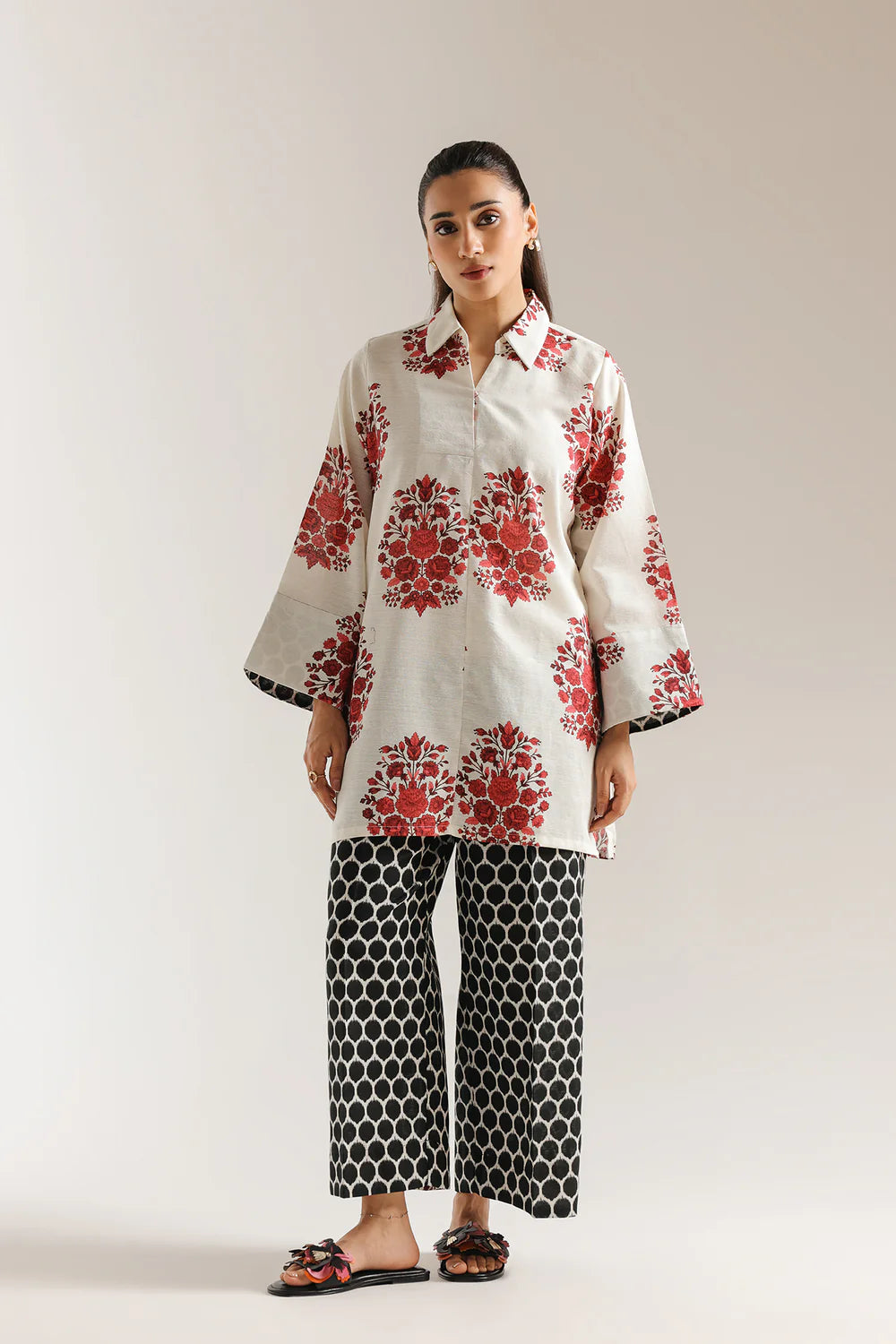 ETHNIC E8102-102-002 2PC