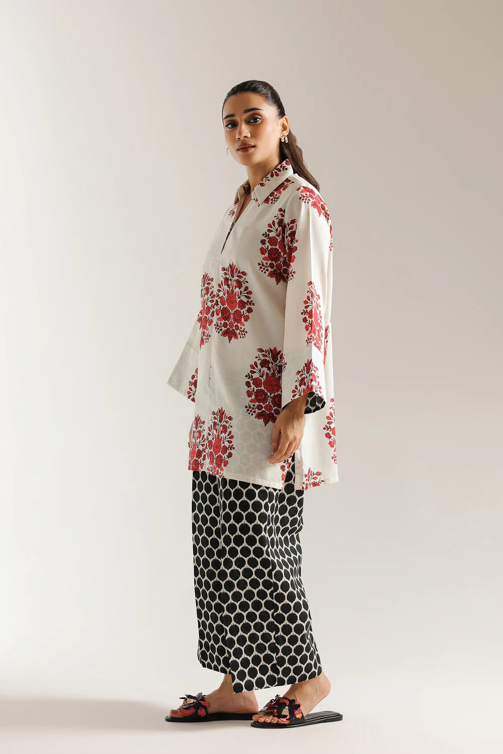 ETHNIC E8102-102-002 2PC