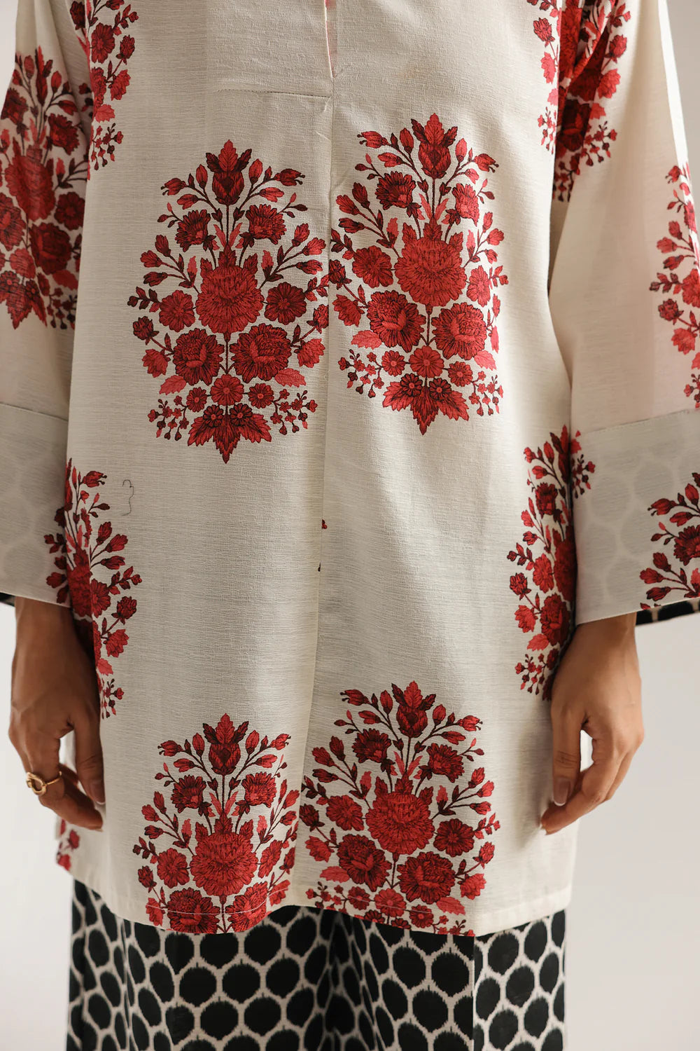 ETHNIC E8102-102-002 2PC