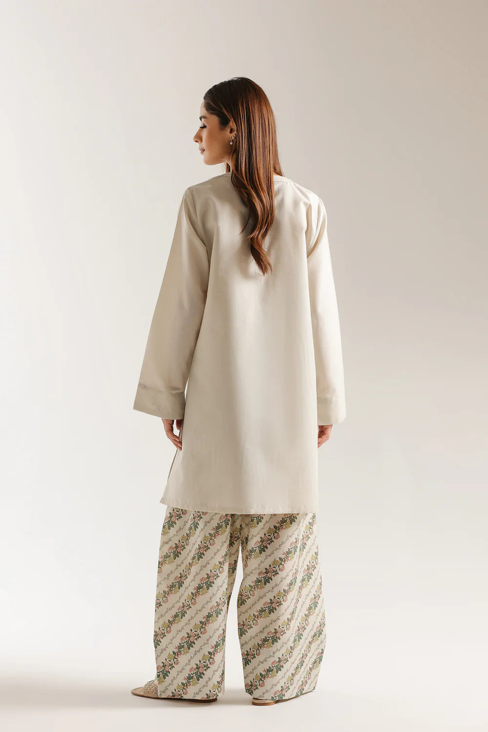 ETHNIC E8110-102-005 2PC
