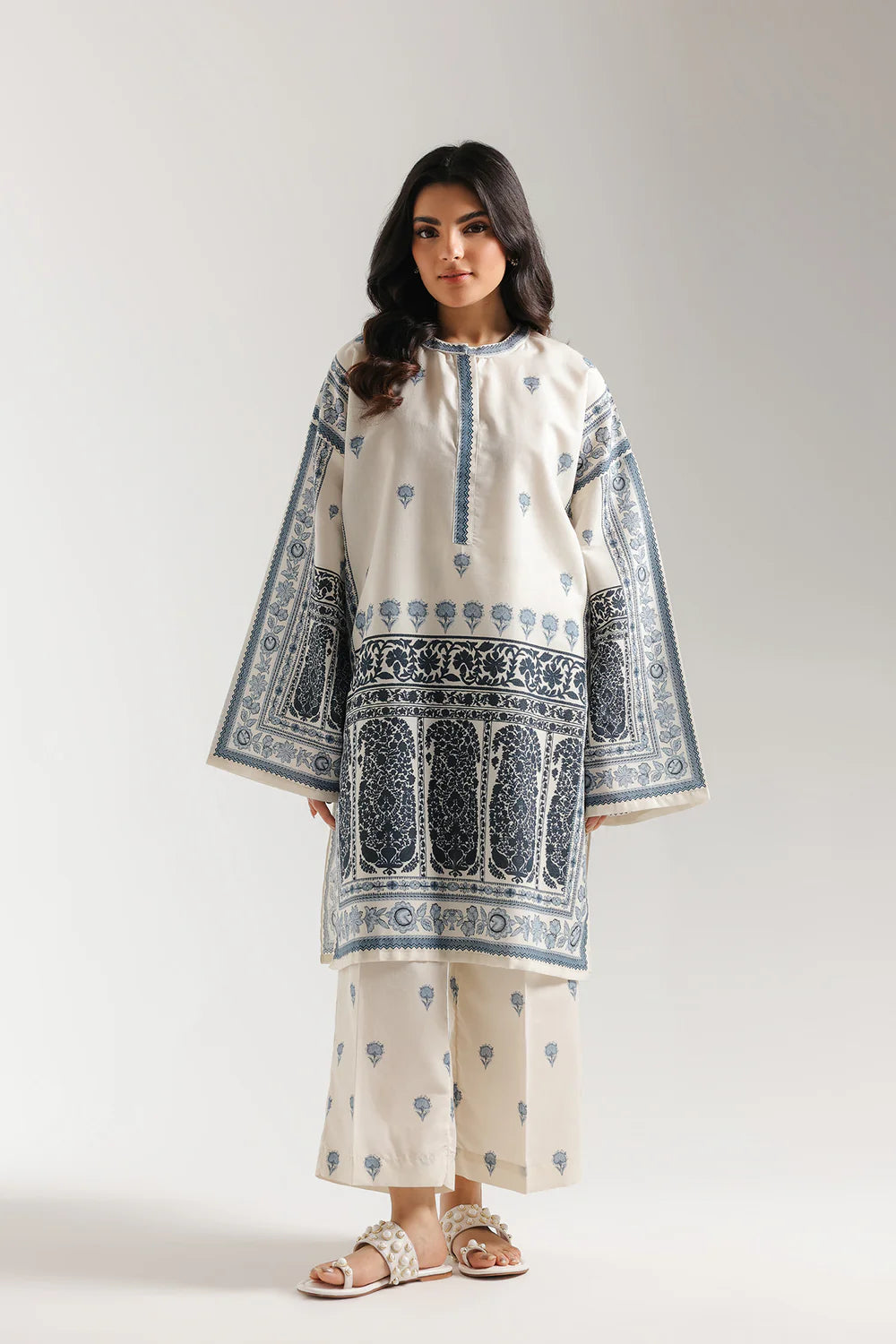 ETHNIC E8112-102-002 2PC