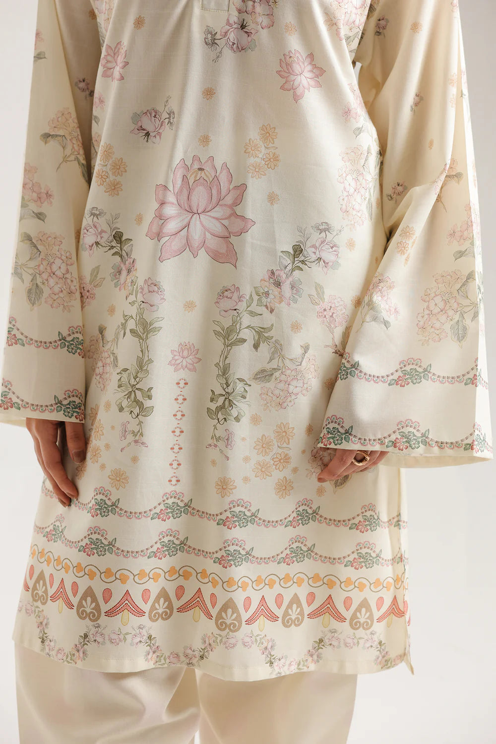 ETHNIC E8136-102-115 2PC