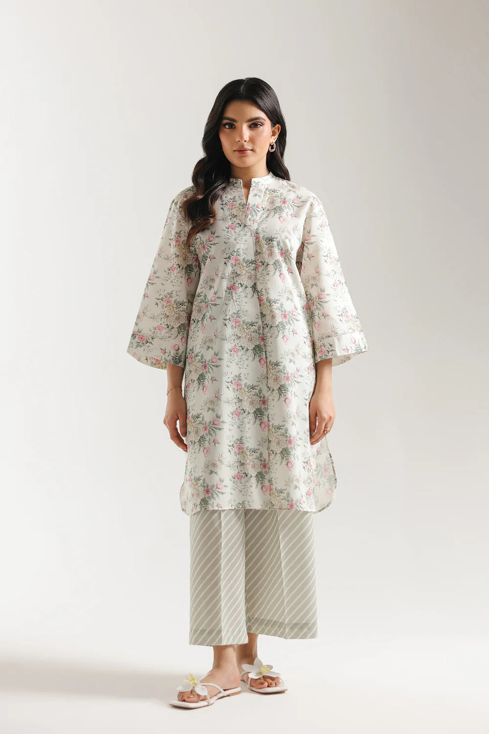 ETHNIC E8139-102-006 2PC