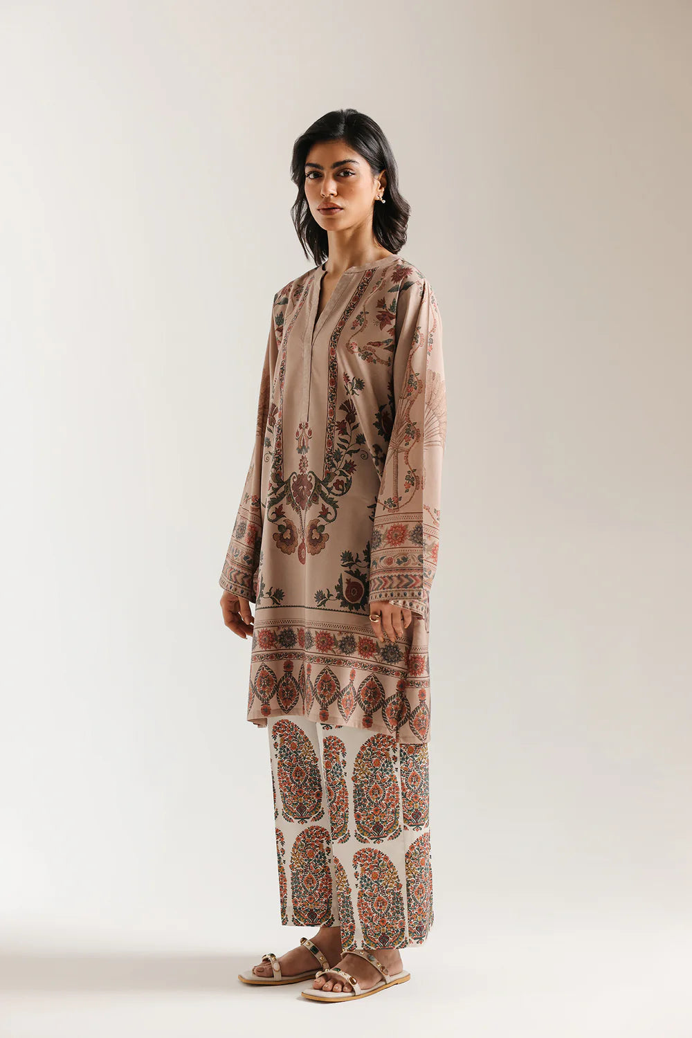 ETHNIC E8169-102-813 2PC