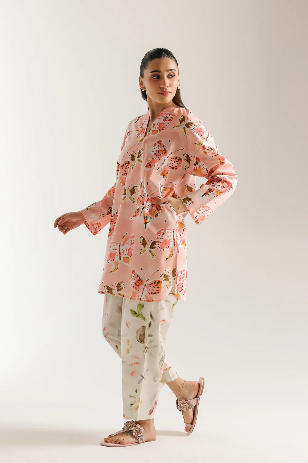 ETHNIC E8174-102-327 2PC