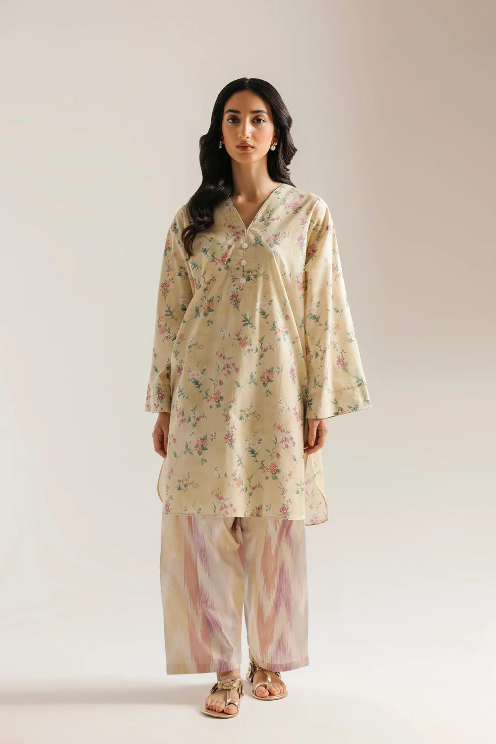 ETHNIC E8274-102-115 1PC