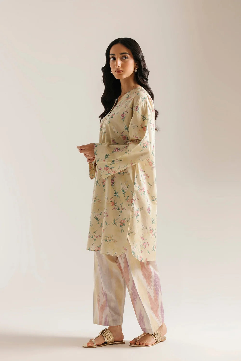 ETHNIC E8274-102-115 1PC