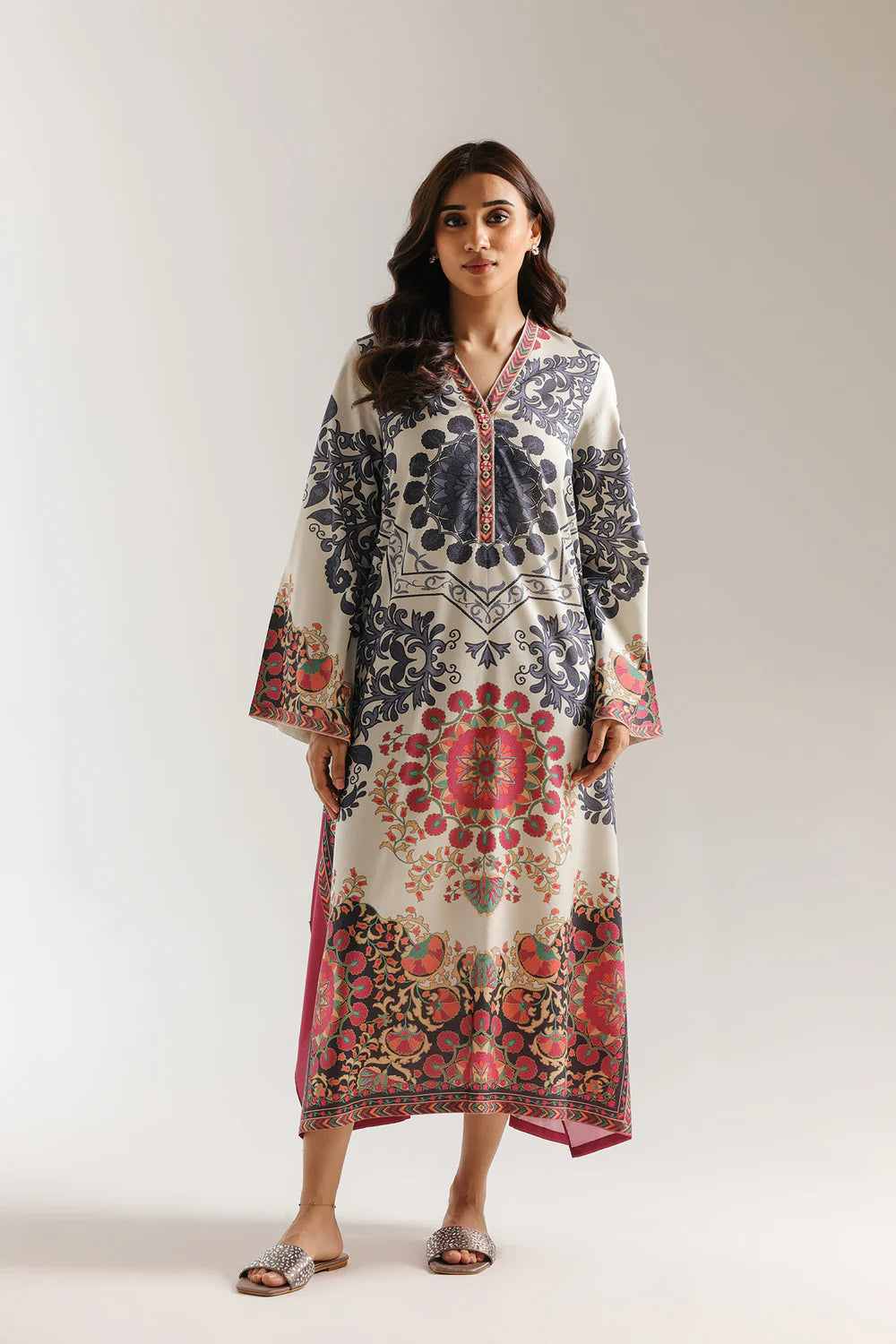 ETHNIC E8362-102-005 1PC