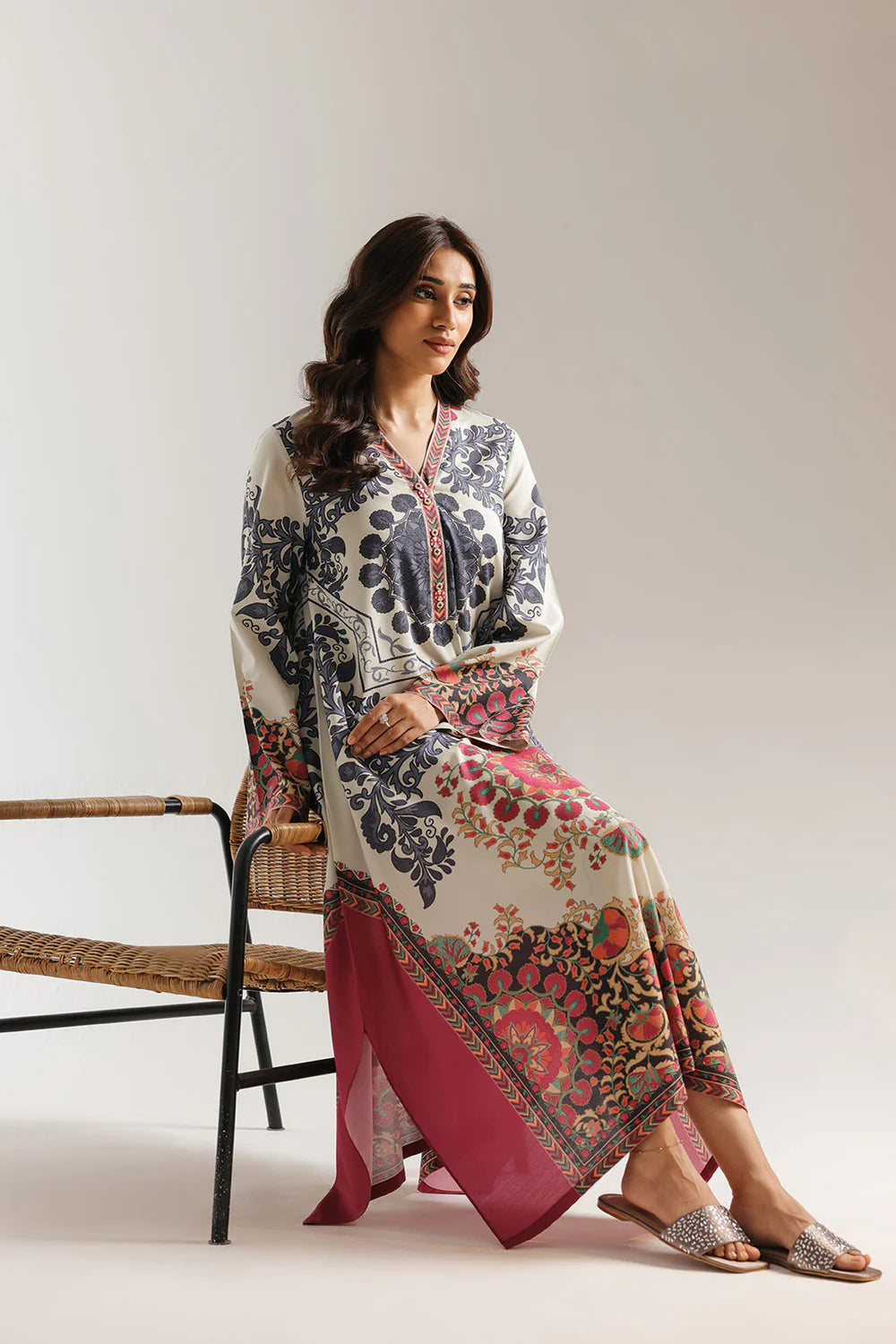 ETHNIC E8362-102-005 1PC