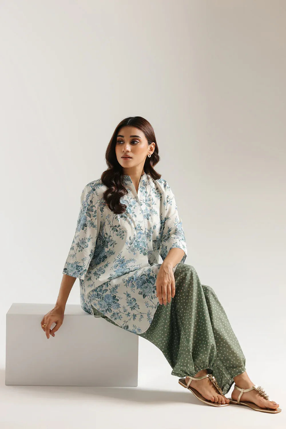 ETHNIC E8486-102-003 2PC