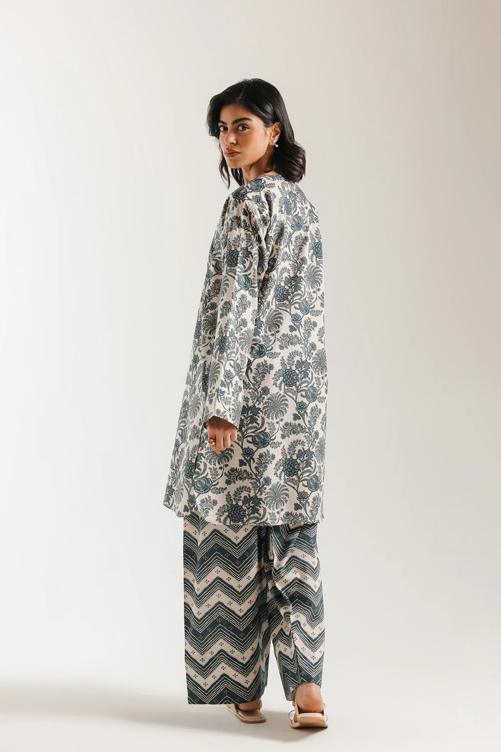 ETHNIC E8491-102-004 2PC