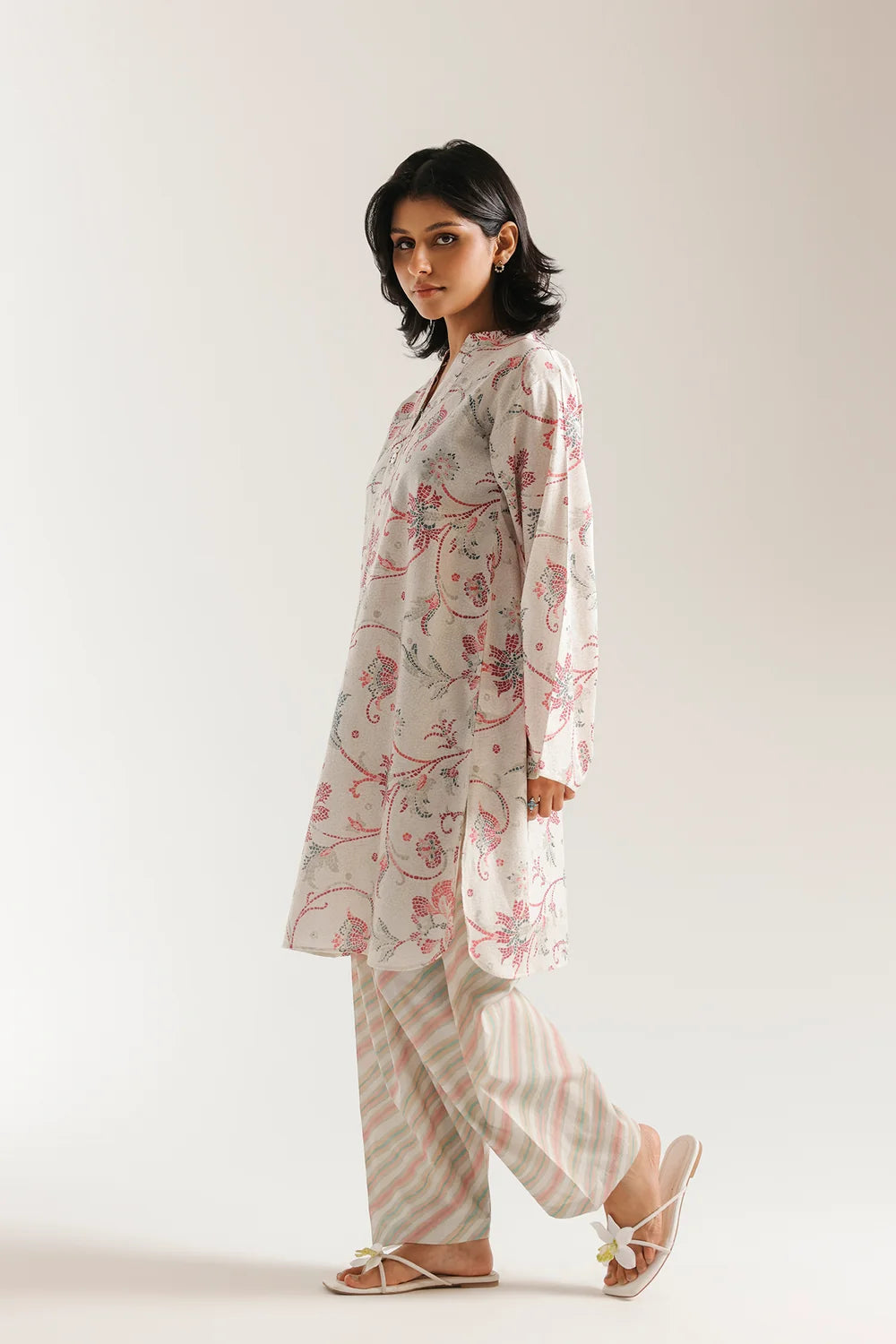 ETHNIC E8517-102-002 2PC