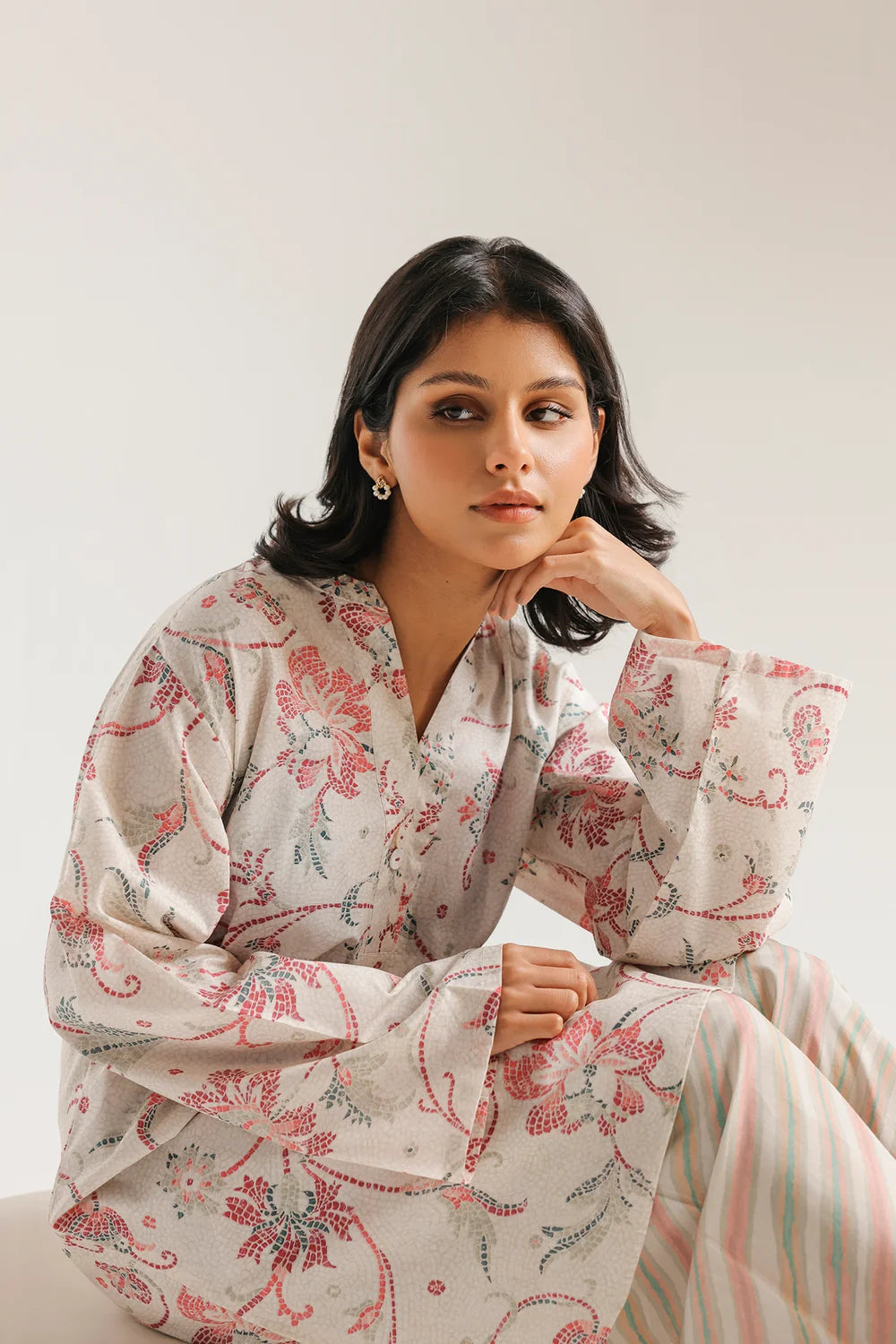 ETHNIC E8517-102-002 2PC