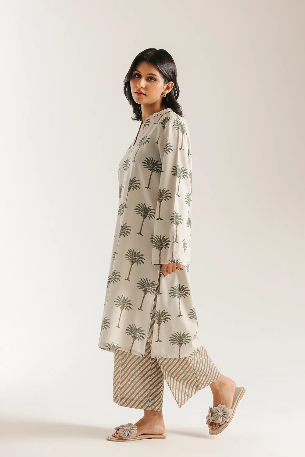 ETHNIC E8522-102-007 1PC