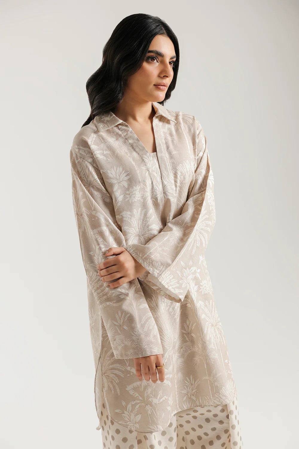 ETHNIC E8527-102-007 1PC