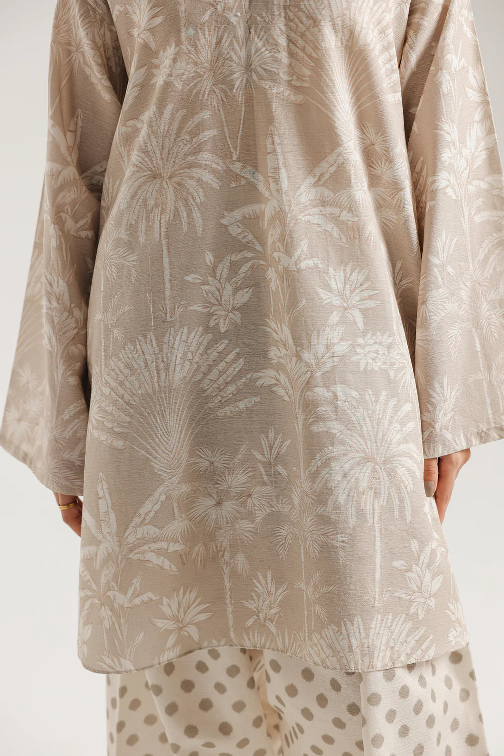 ETHNIC E8527-102-007 1PC