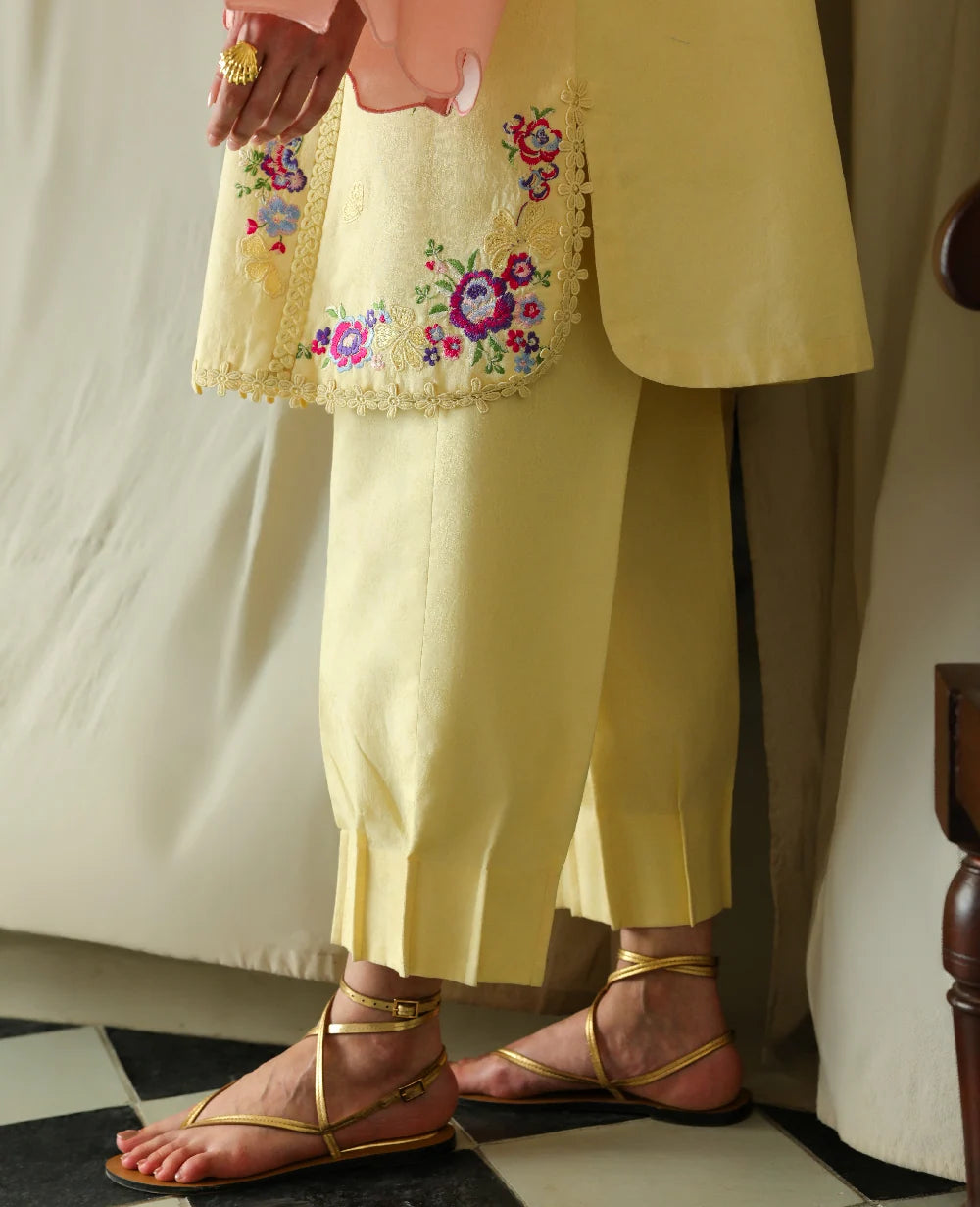 REPUBLIC NEOMA CANDY LOOM YELLOW 2PC
