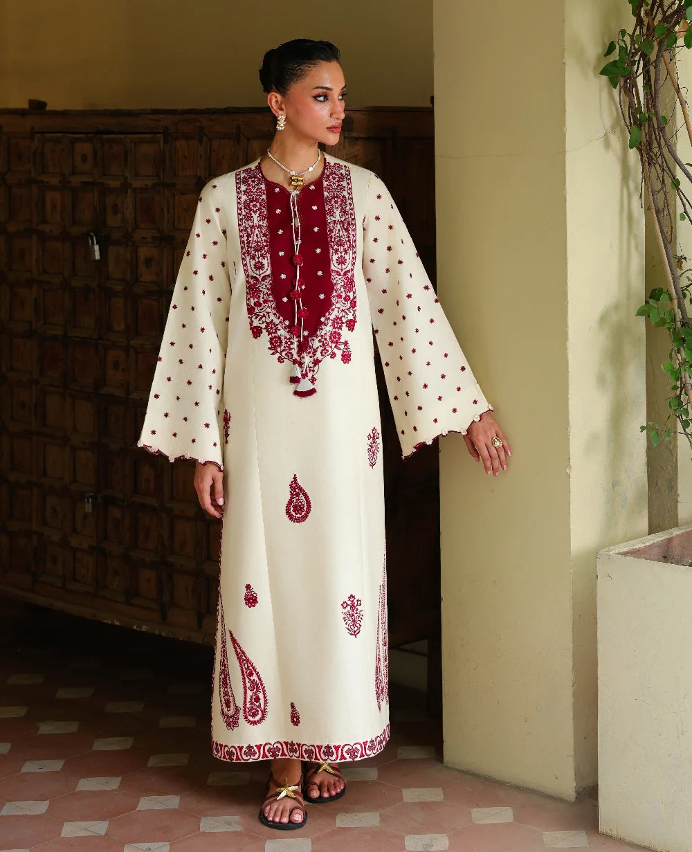 REPUBLIC NEOMA LALAH WHITE RED 2PC
