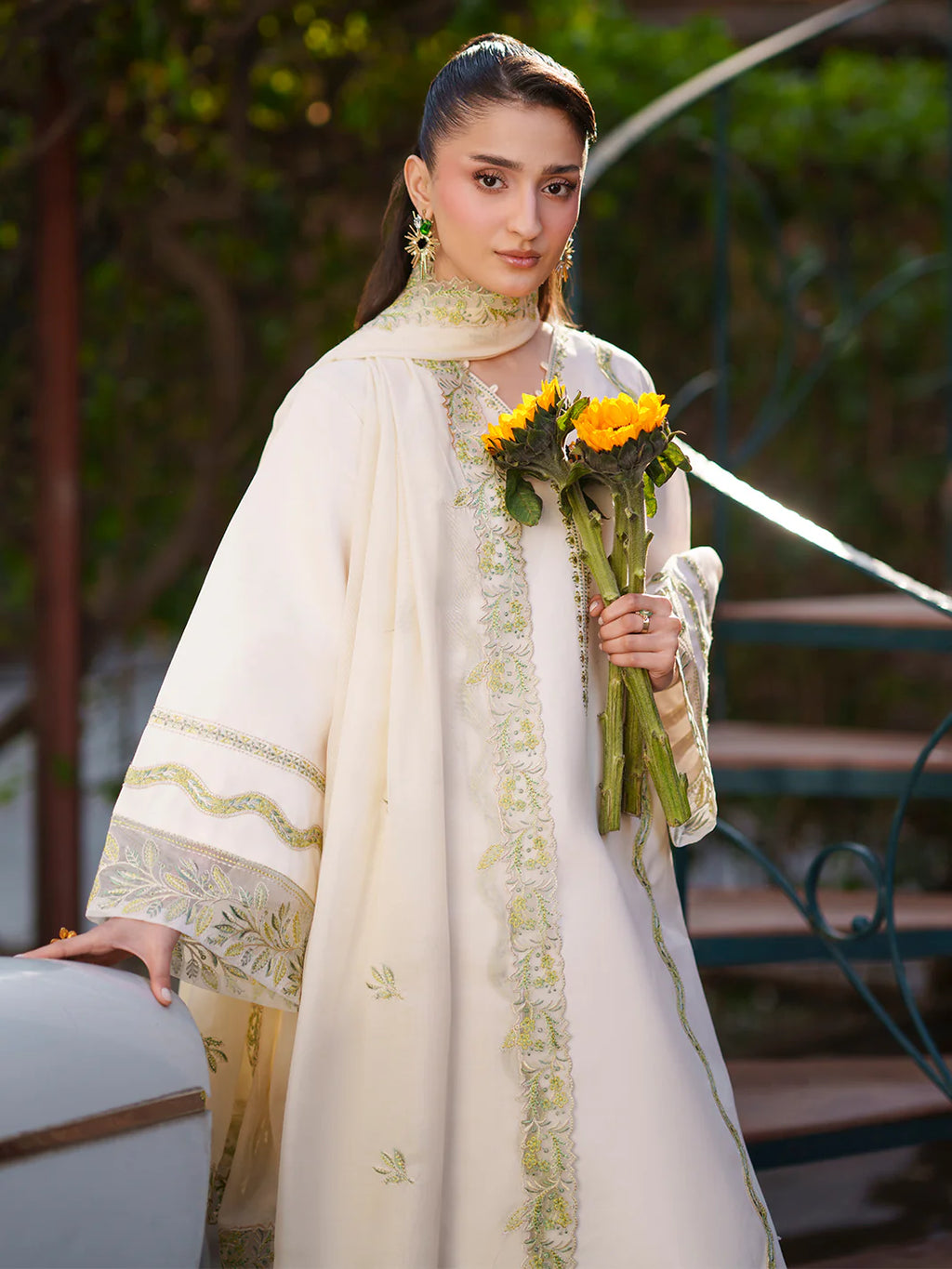 FIONA BY MAHNUR LAWN F-03