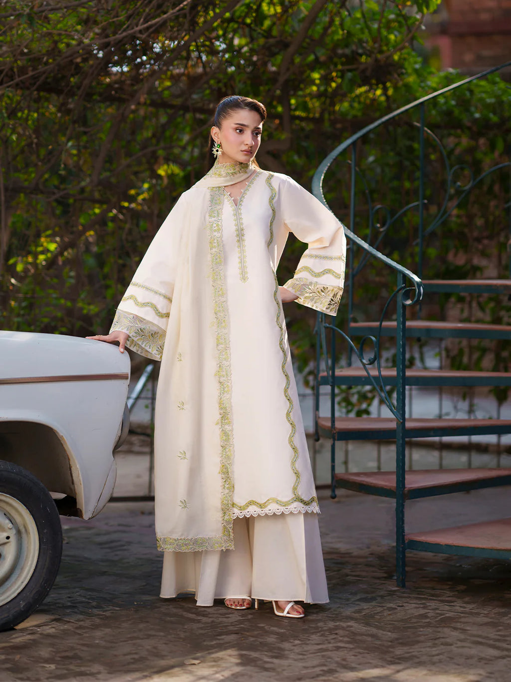 FIONA BY MAHNUR LAWN F-03