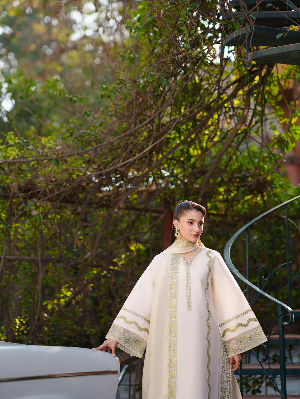 FIONA BY MAHNUR LAWN F-03