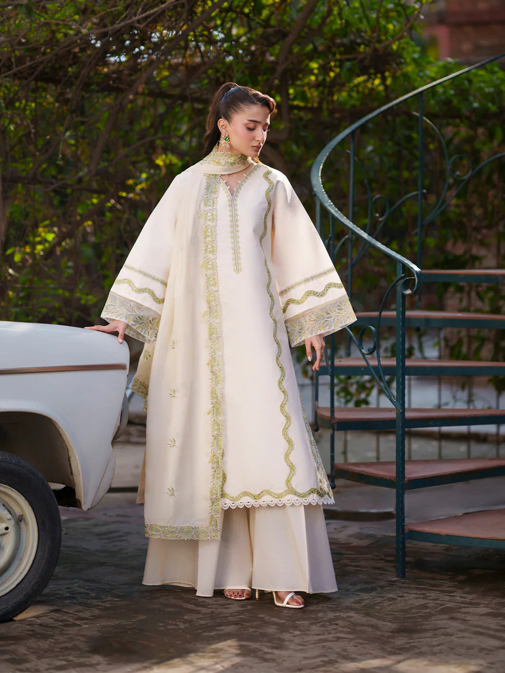 FIONA BY MAHNUR LAWN F-03