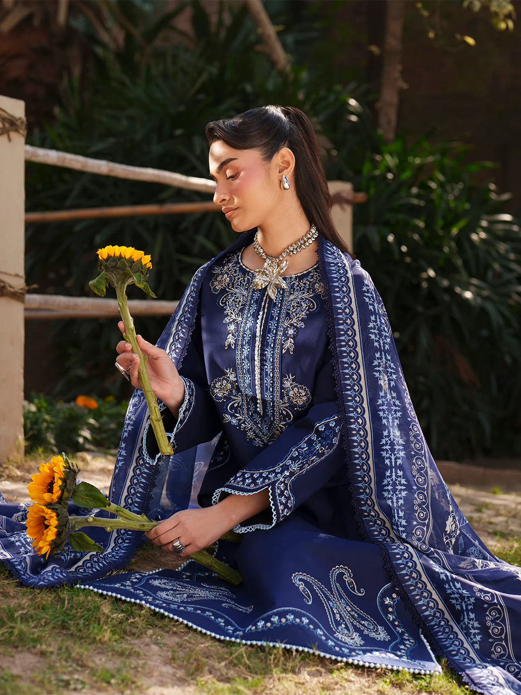 FIONA BY MAHNUR LAWN  F-06