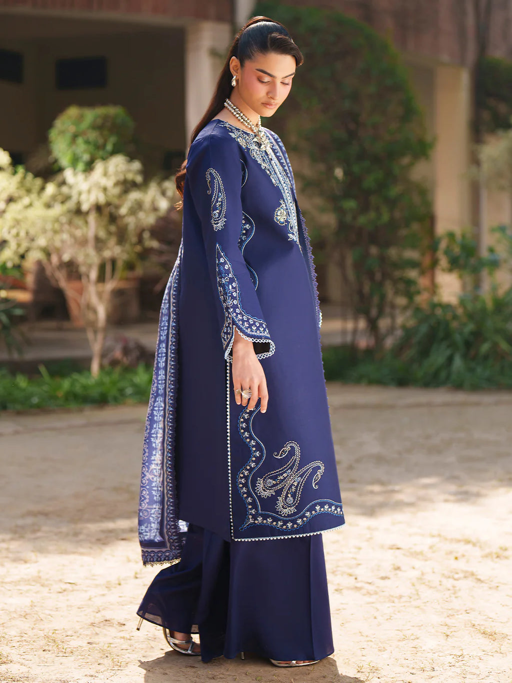 FIONA BY MAHNUR LAWN  F-06