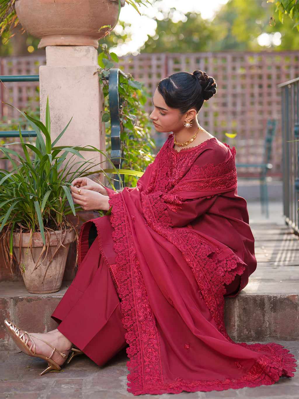 FIONA BY MAHNUR LAWN  F-07