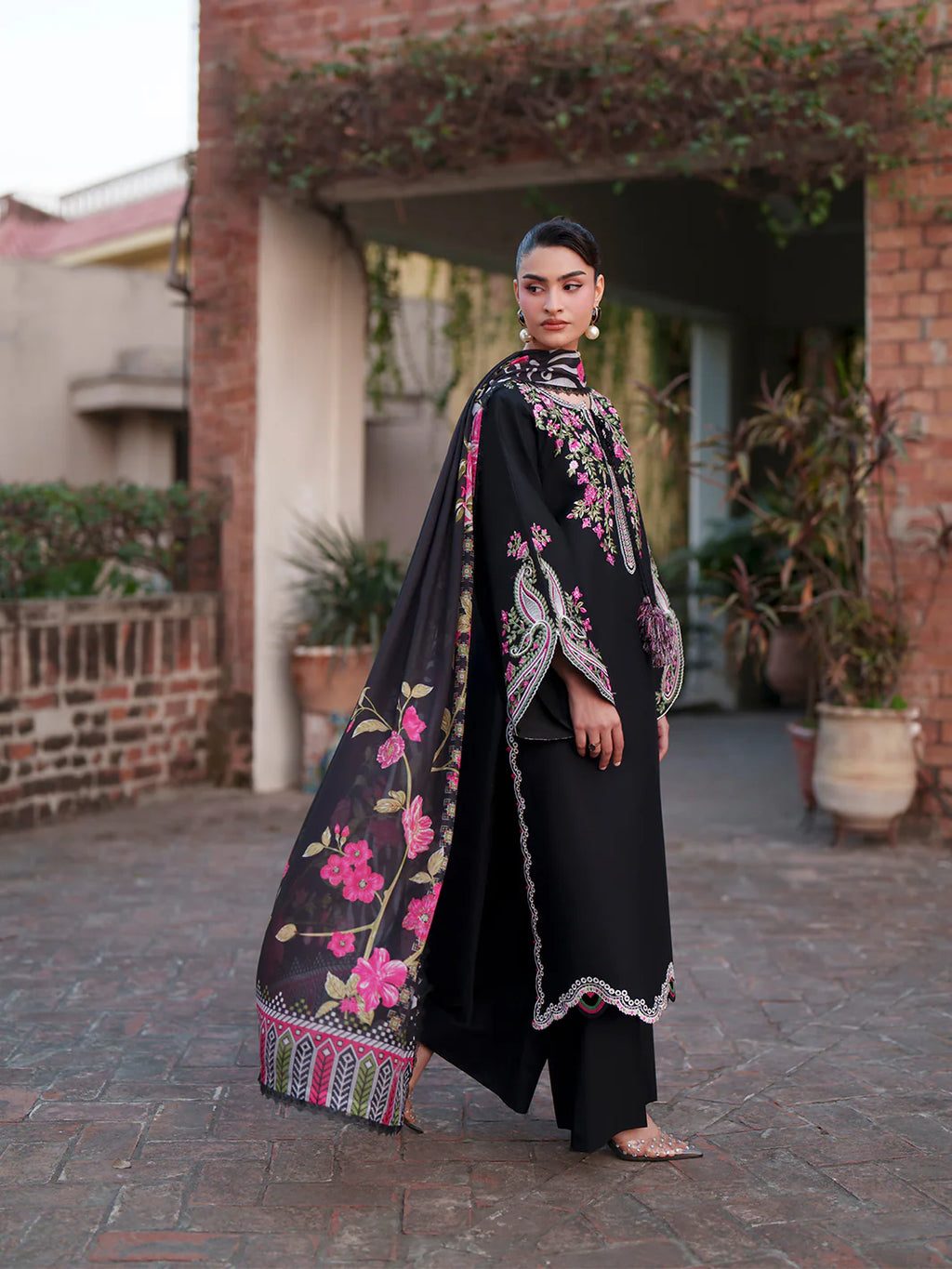 FIONA BY MAHNUR LAWN  F-09