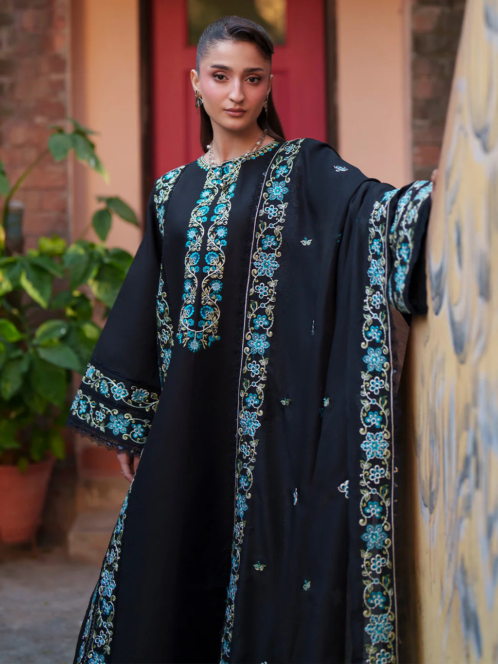 FIONA BY MAHNUR LAWN F-11