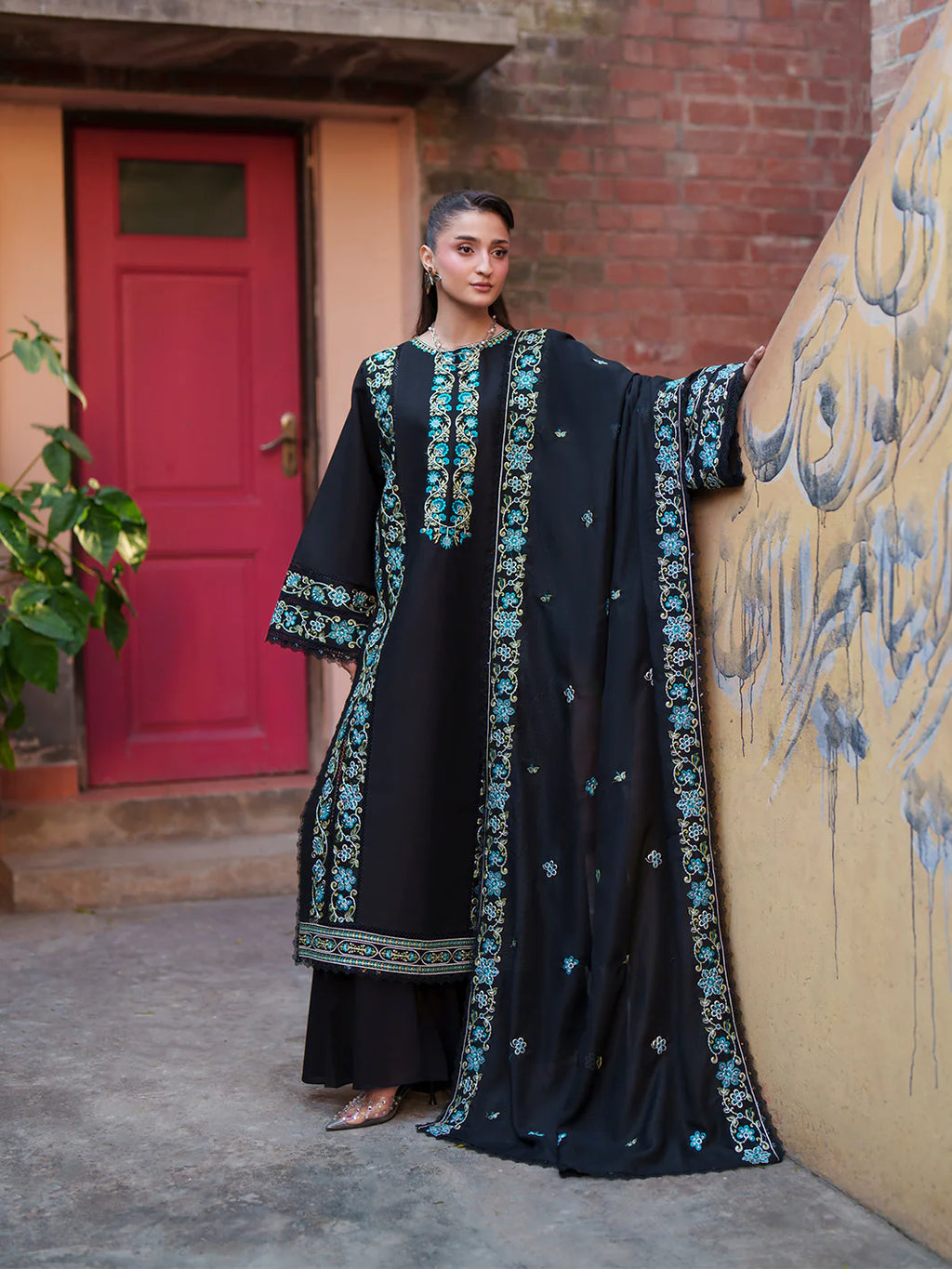 FIONA BY MAHNUR LAWN F-11