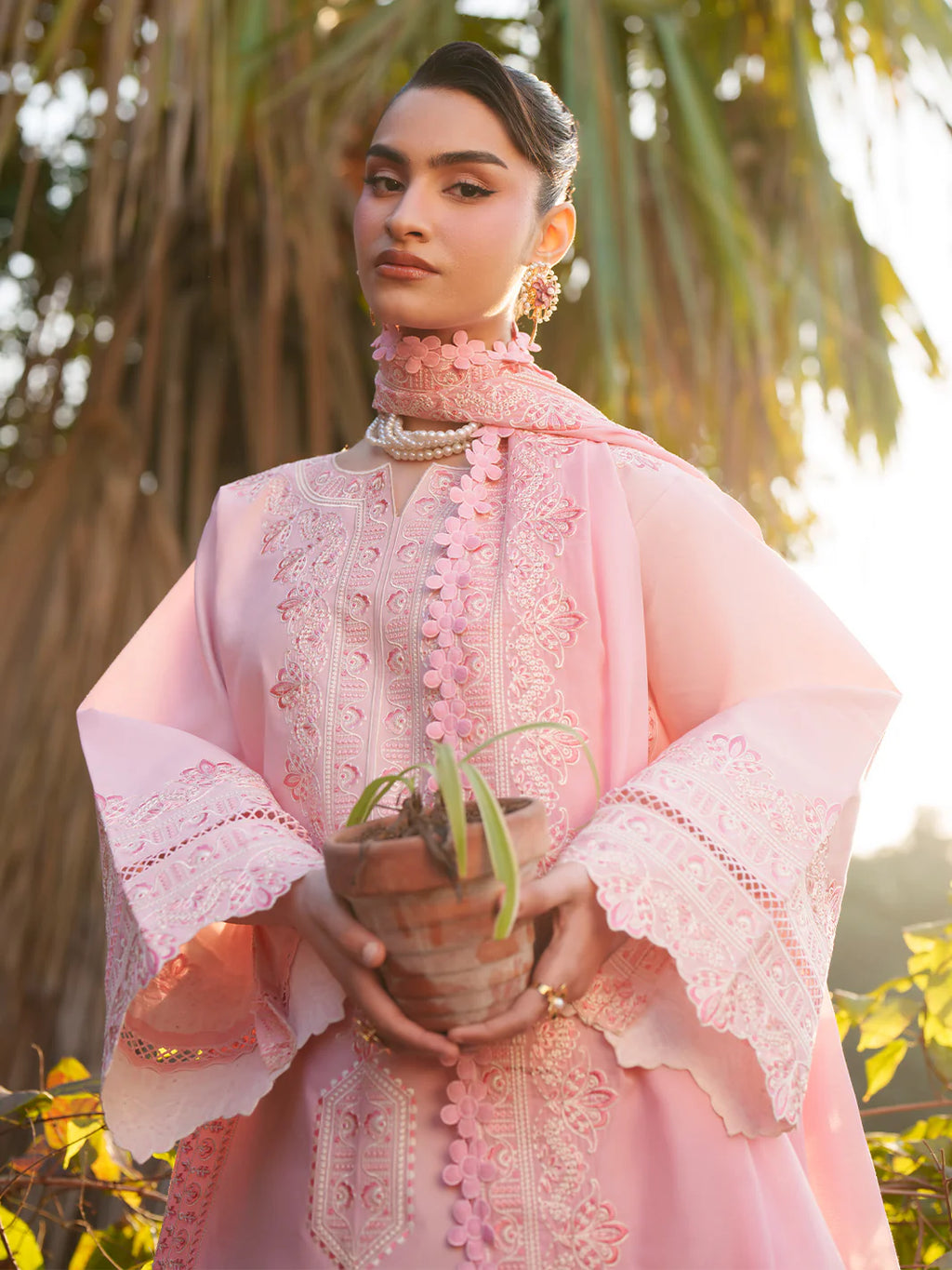 FIONA BY MAHNUR LAWN  F-13