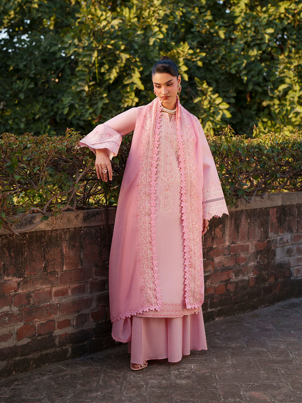 FIONA BY MAHNUR LAWN  F-13