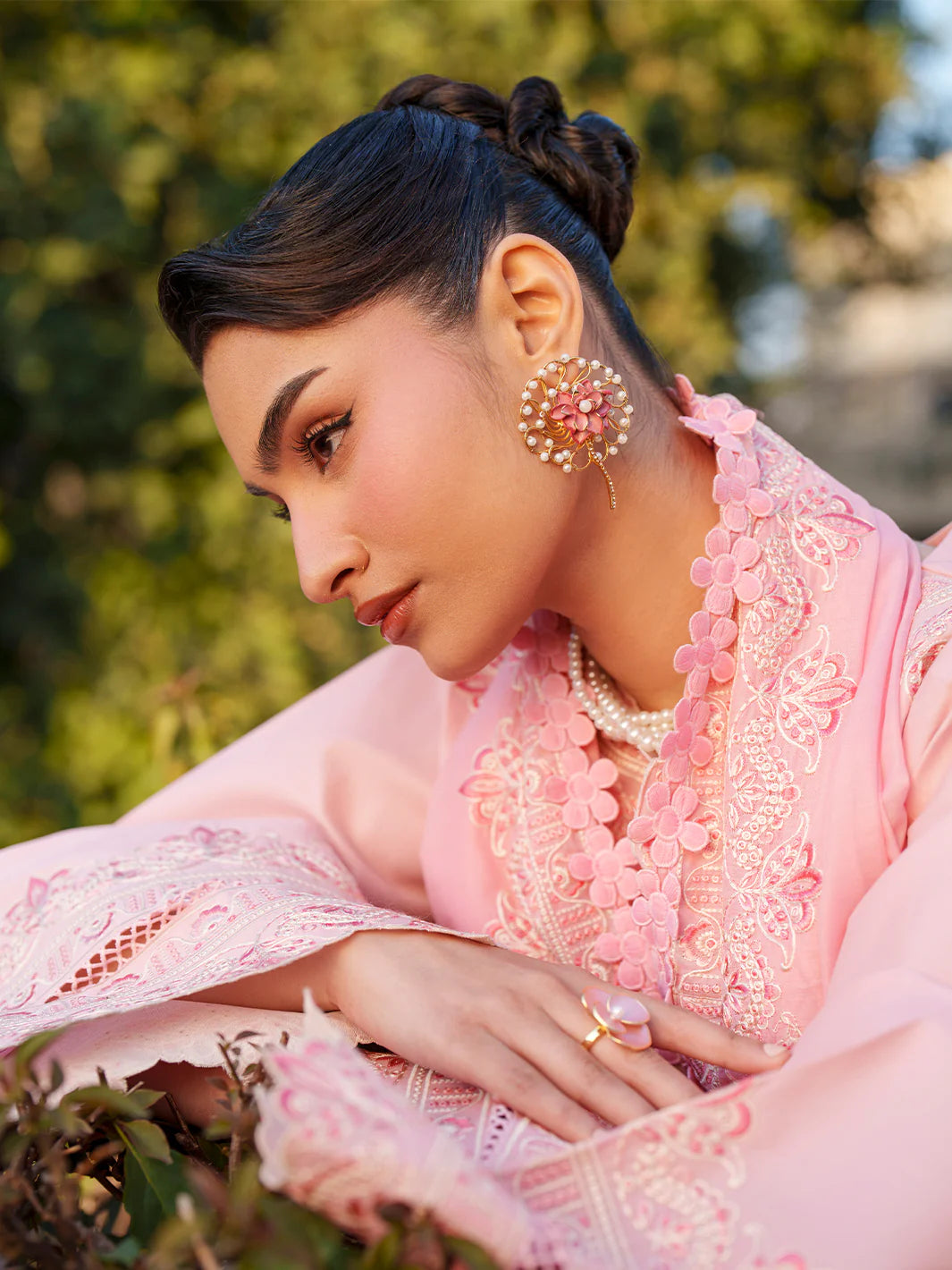 FIONA BY MAHNUR LAWN  F-13