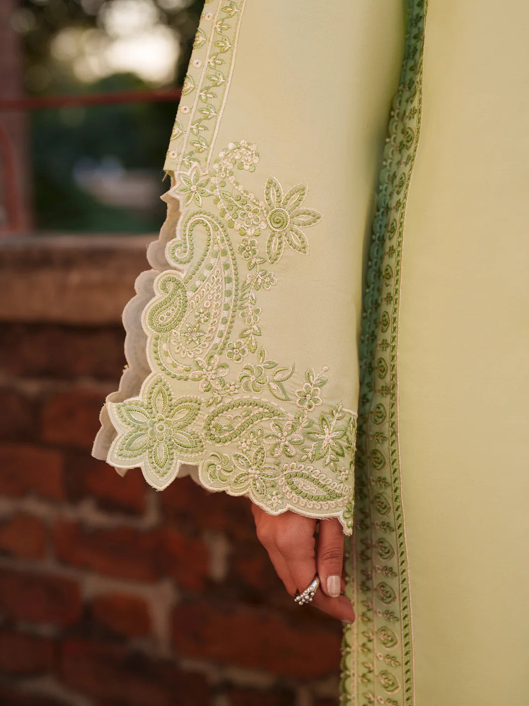 FIONA BY MAHNUR LAWN  F-14