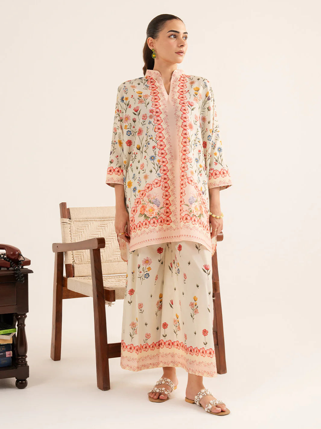 FAIZA FAISAL  ROUX 2PC