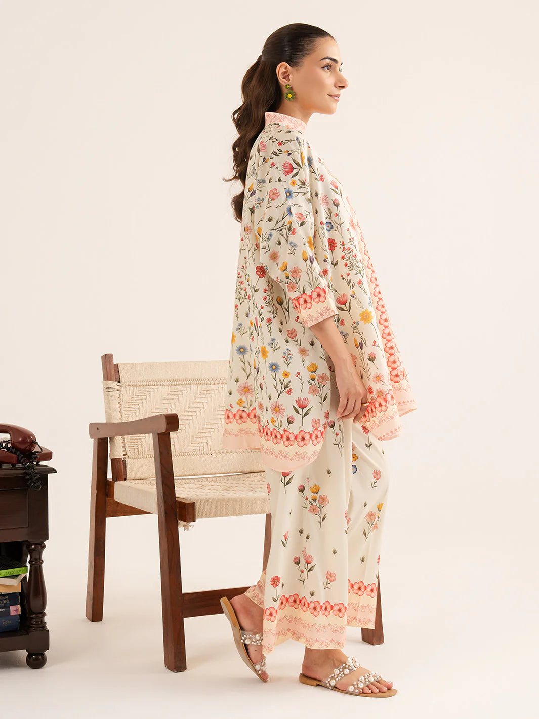 FAIZA FAISAL  ROUX 2PC