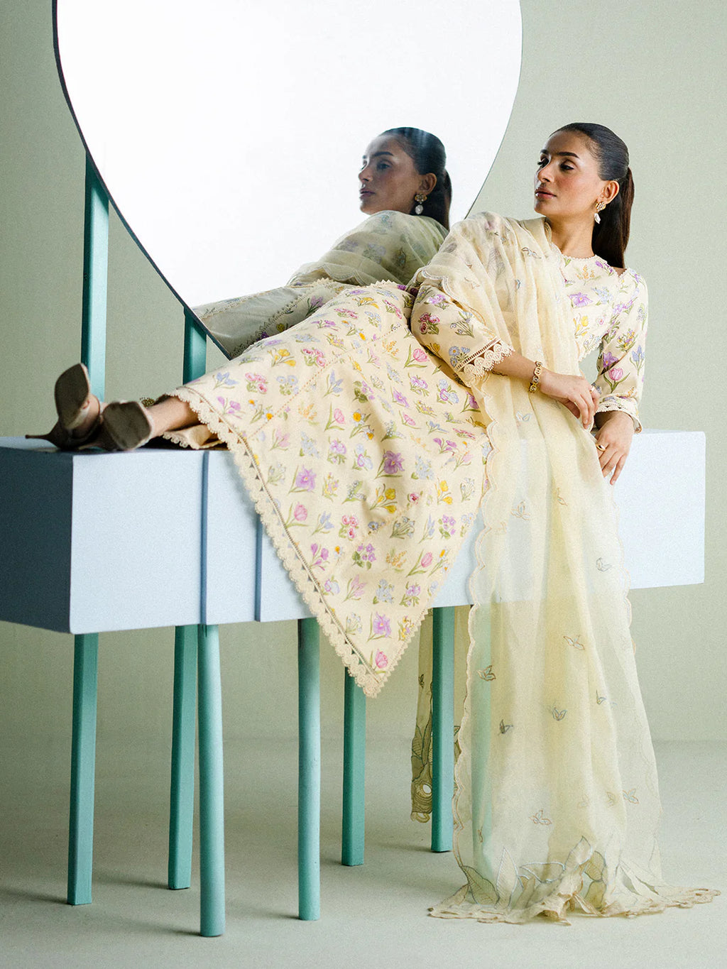 FAIZA FAISAL FNF PRINTS BUTTERCUP BLOOM