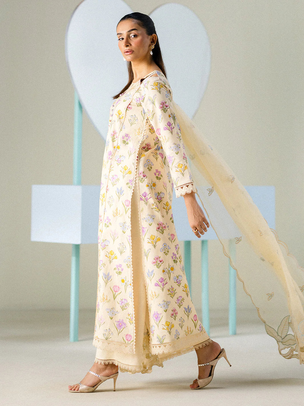 FAIZA FAISAL FNF PRINTS BUTTERCUP BLOOM