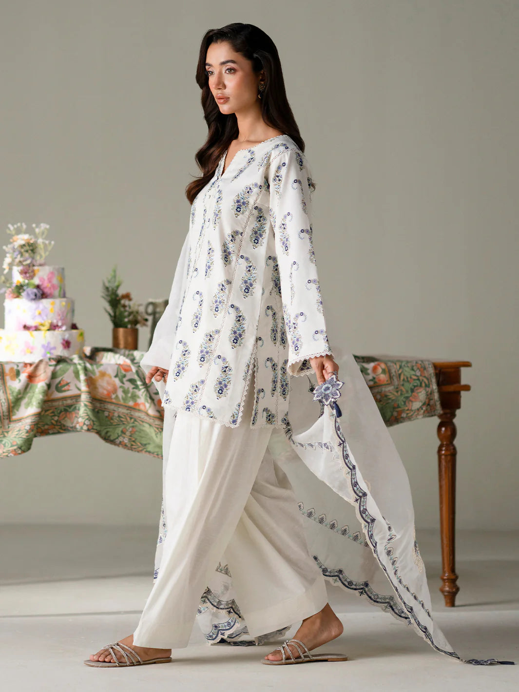 FAIZA FAISAL FNF PRINTS IVORY PETALS