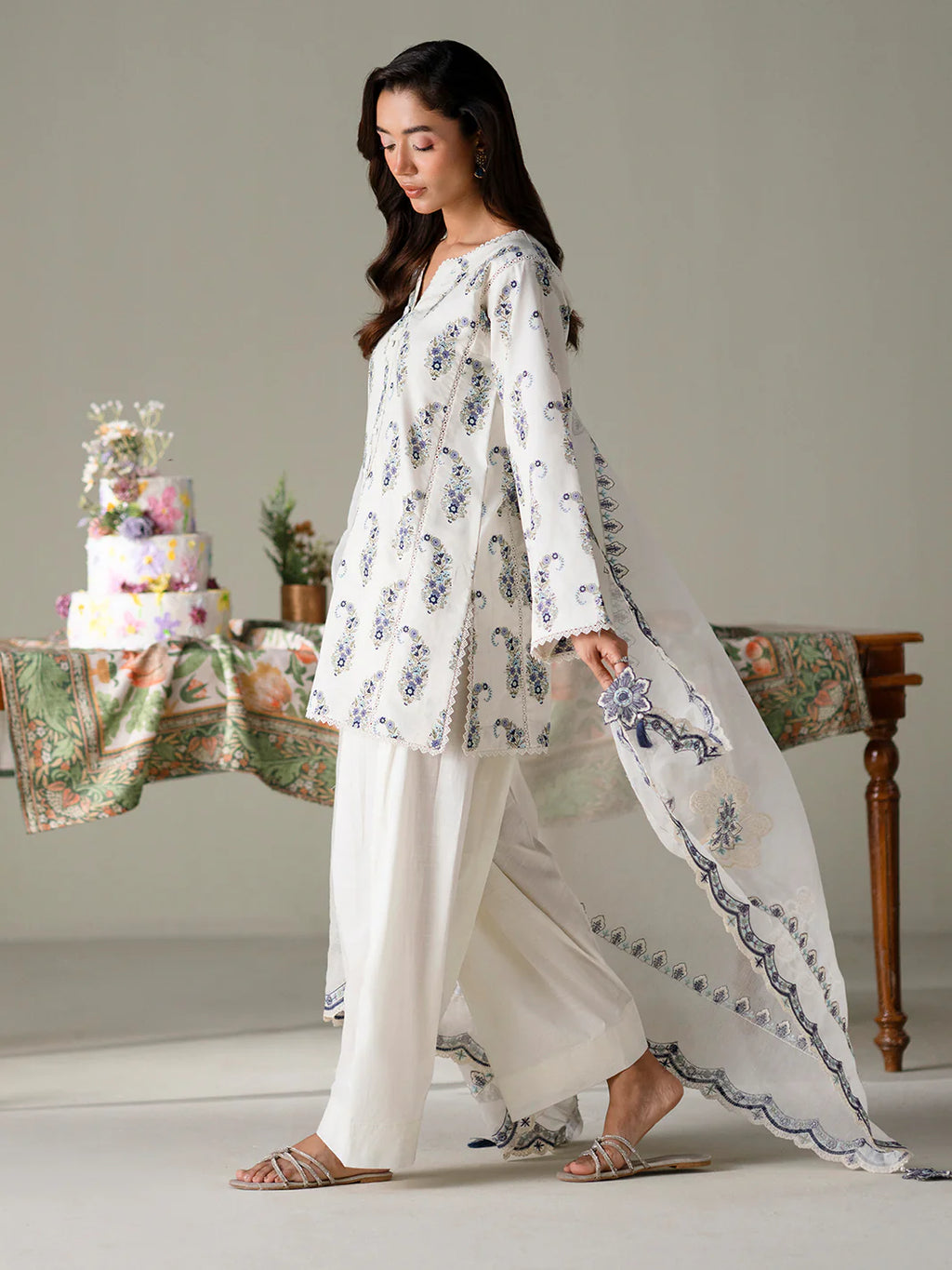 FAIZA FAISAL FNF PRINTS IVORY PETALS
