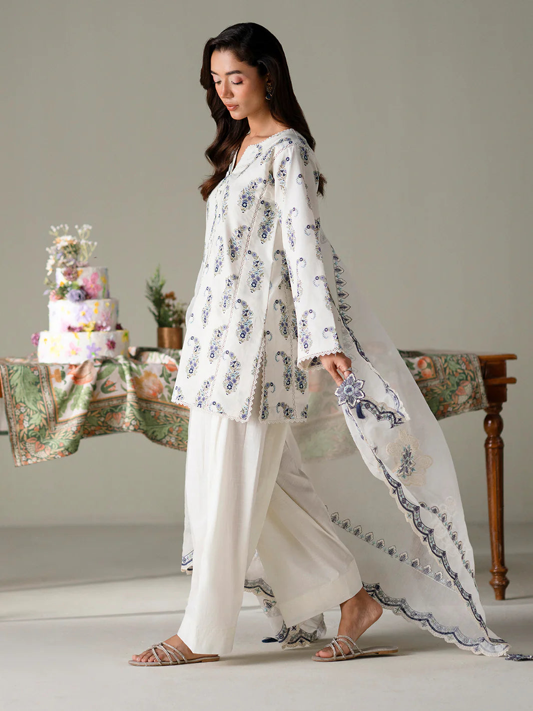 FAIZA FAISAL FNF PRINTS IVORY PETALS