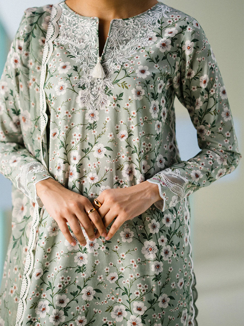 FAIZA FAISAL FNF PRINTS MINT MUSE