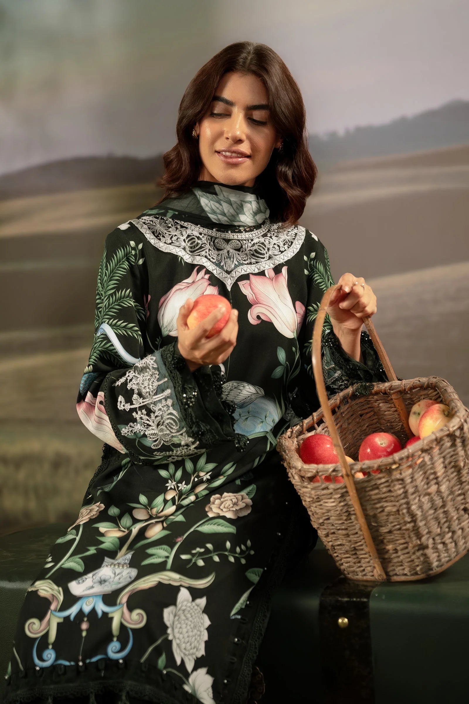 M BASICS BY MARIA. B. D-04A