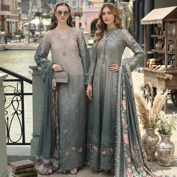 NOOR BY SAADIA ASAD LUXE CHIKANKARI D-04